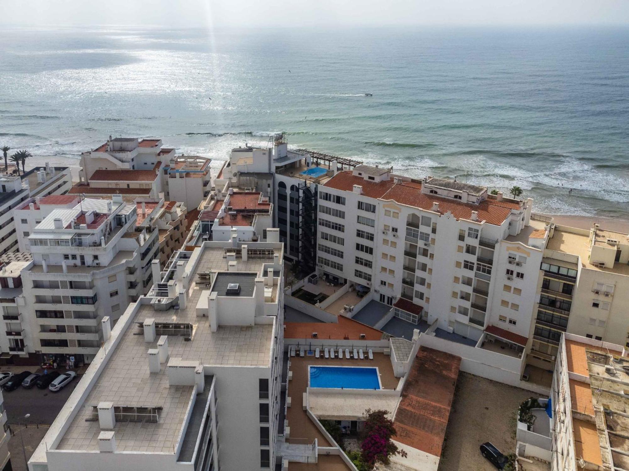 Armação de Pêra Caravelas 2-Bedroom Apartment With Pool - 50M From The Beach מראה חיצוני תמונה